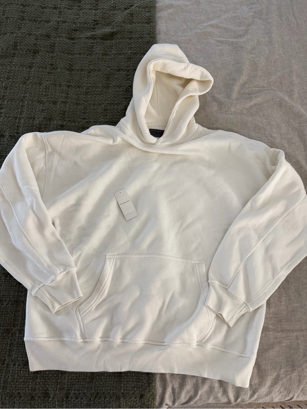 Men’s Abercrombie Essential Hoodie